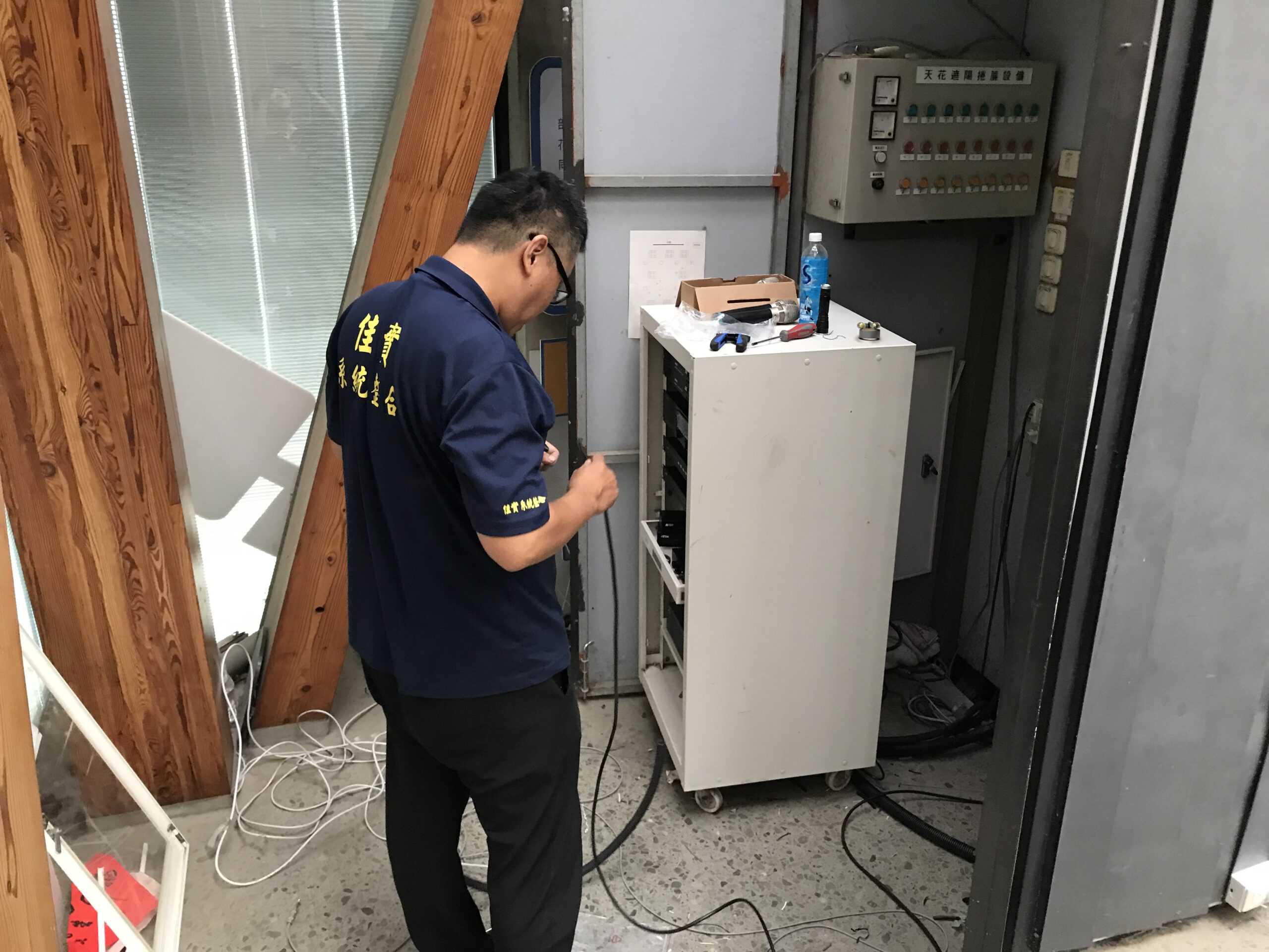 電機技師系統整合工地通訊設備配線作業